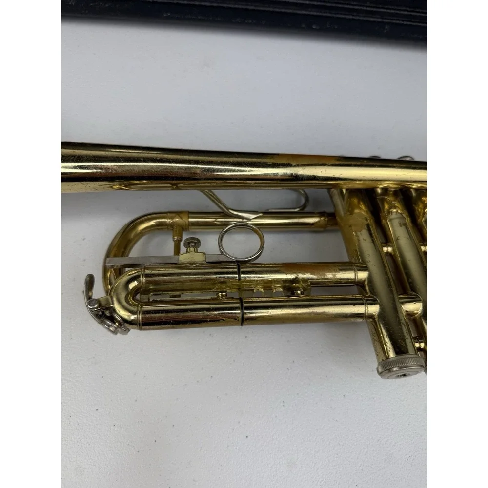 Selmer Bach TR300 Student Trumpet Bundle w/Hard Case & 5c Mouthpiece Beginner